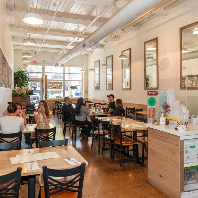 A Relaxed Place to Enjoy a Meal