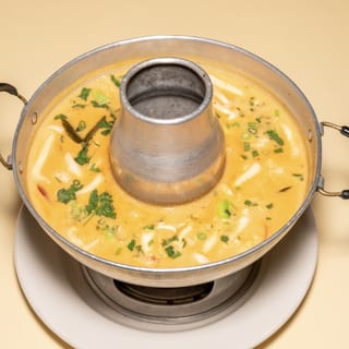 Tom Kha